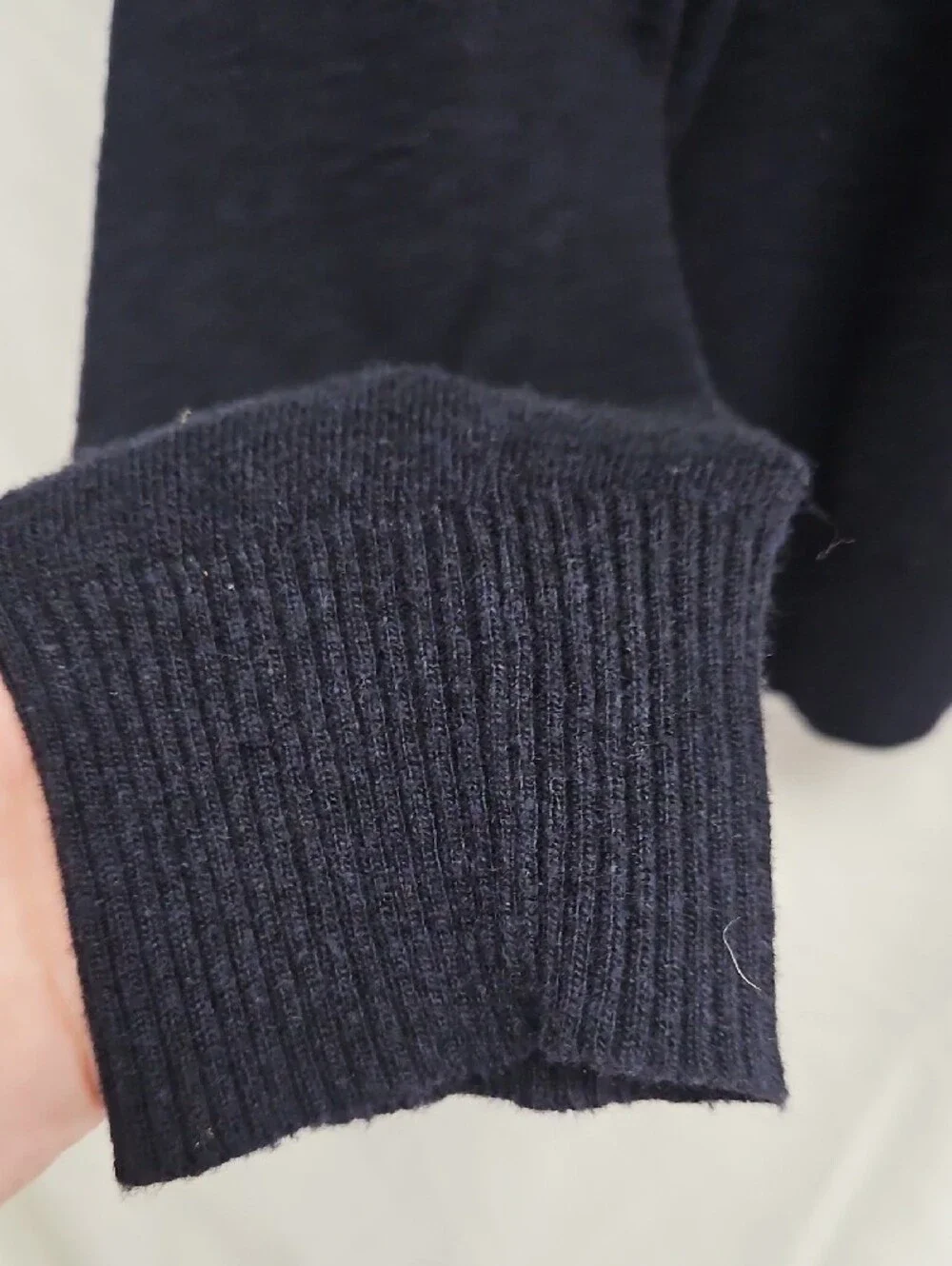 Martin + Osa Mens M Navy V Neck Cotton Cashmere Blend Pullover Sweater